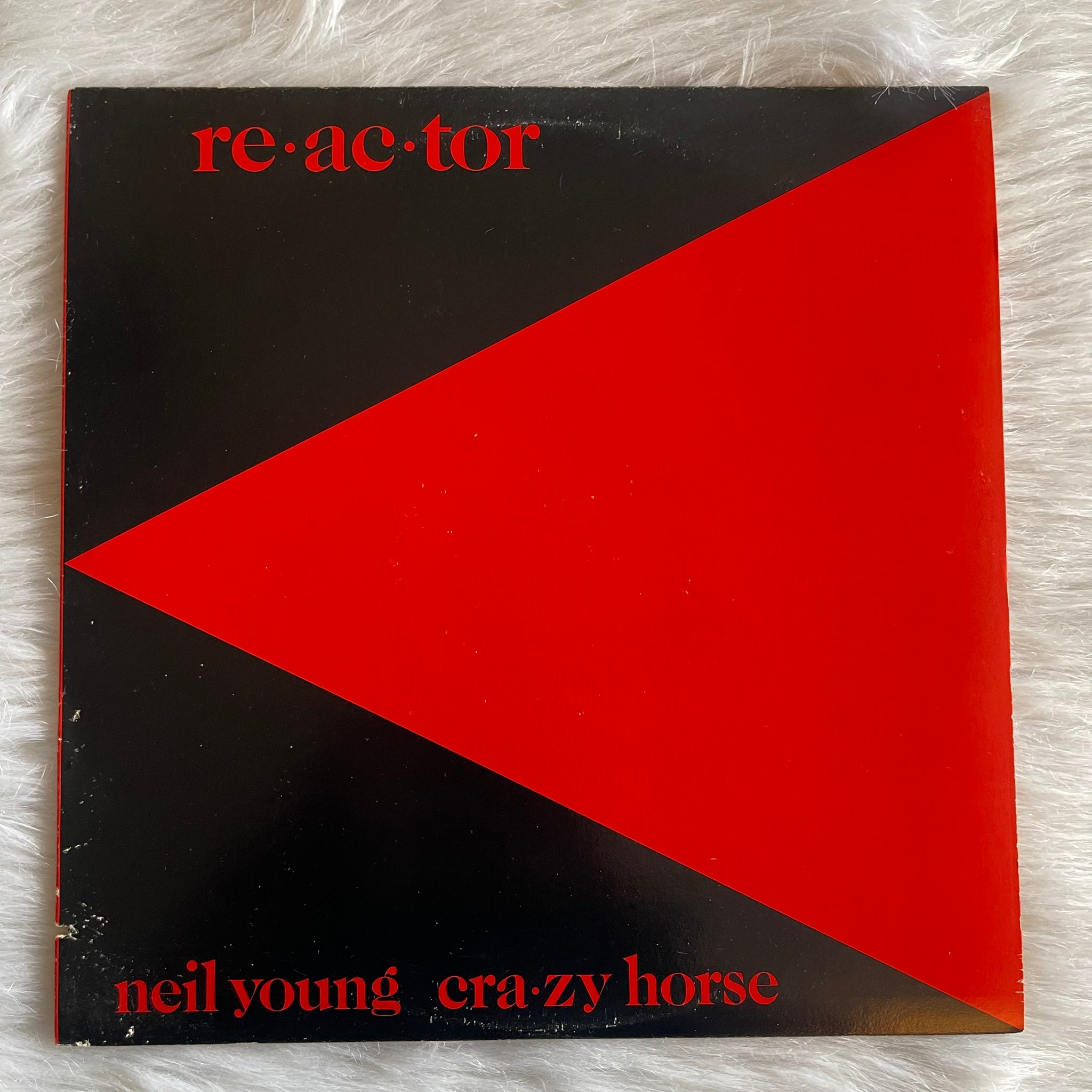 Young Neil & Cra-zy Horse - Re-ac-tor