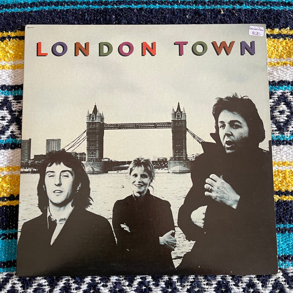 Wings-London Town SEALED