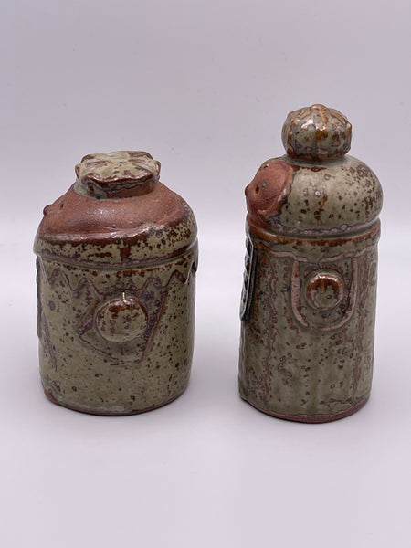Vintage Alfred E. Knobler Japan, King and Queen Ceramic Salt and Pepper Shakers