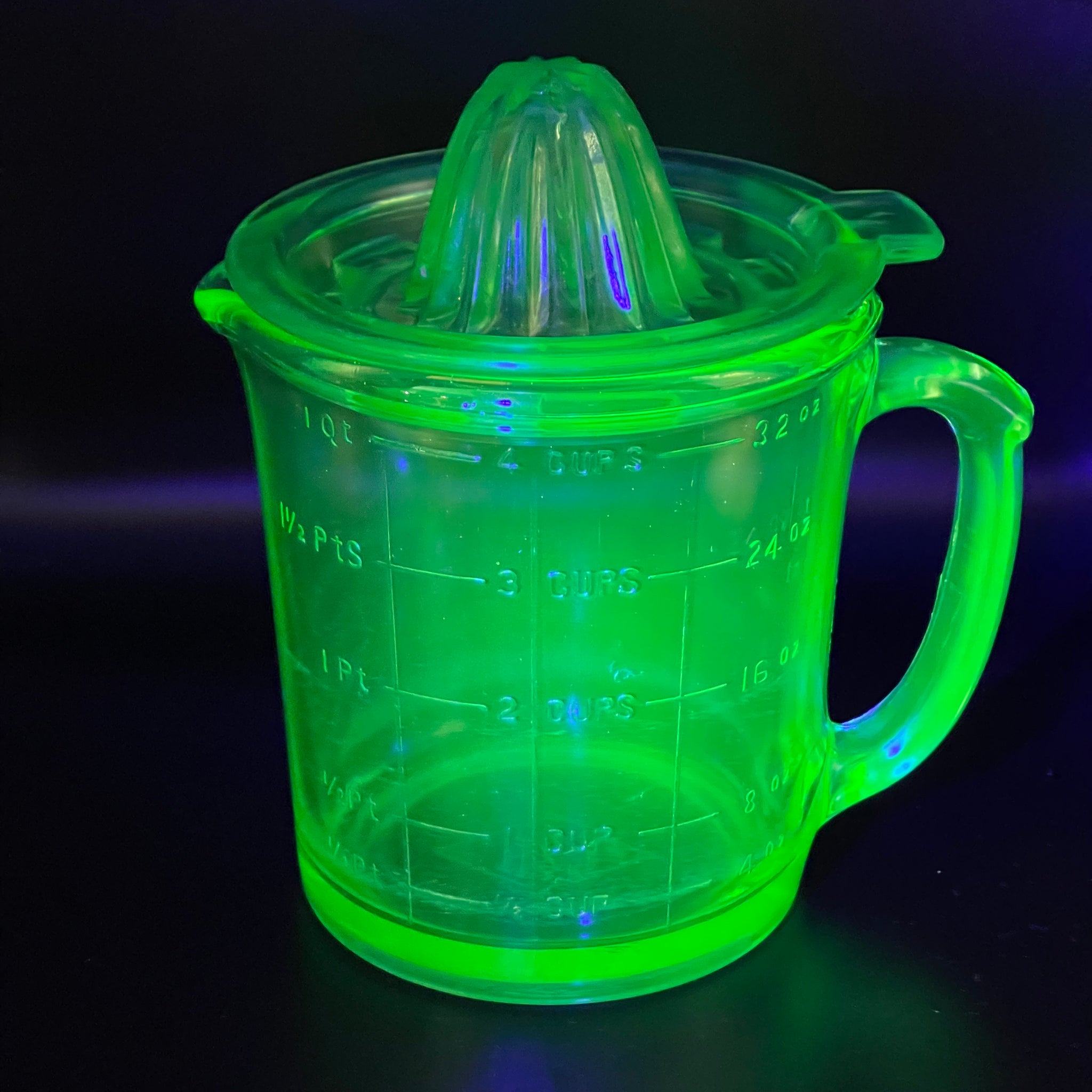 Uranium Glass Juicer Measuring Cup Vintage Vibes 420