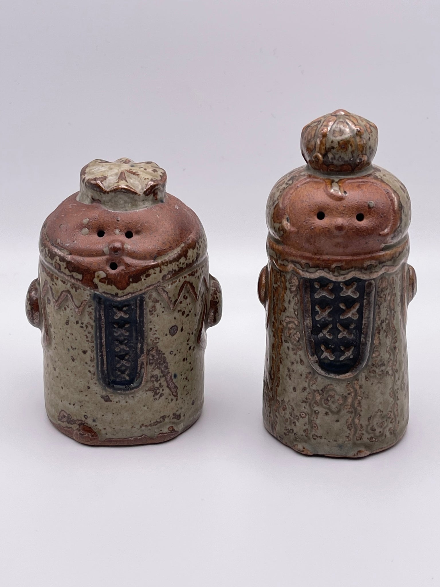 Vintage Alfred E. Knobler Japan, King and Queen Ceramic Salt and Pepper Shakers