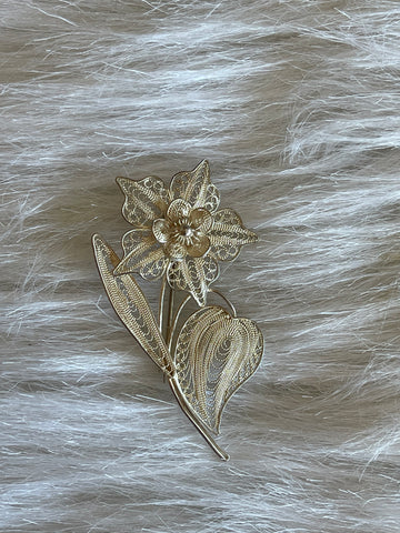 Vintage Sterling Silver Flower Filigree Brooch